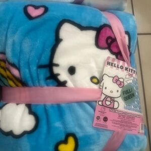 Hello kitty queen blanket